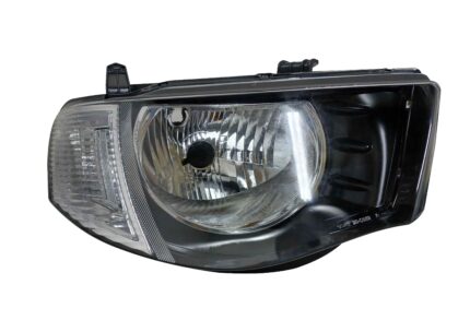 Mitsubishi Triton - Right Side - Head Lamps/Lights - Manual - Clear - 2009+